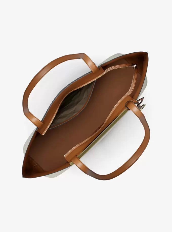 Evelyn Large Signature Logo Tote Bag Evelyn Large Signature Logo Tote Bag