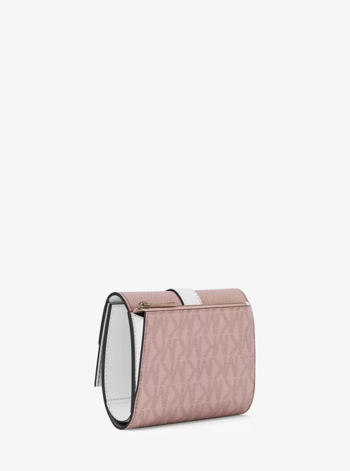 Greenwich Medium Signature Logo Trifold Wallet Greenwich Medium Signature Logo Trifold Wallet