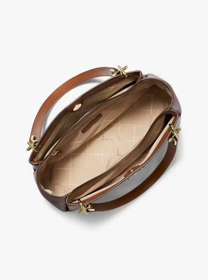 Trisha Large Logo Shoulder Bag Trisha Large Logo Shoulder Bag